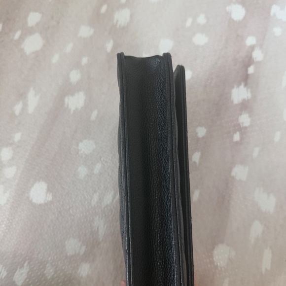 Perfect condition Chanel Wallet on a Chain - Picture 2 of 5